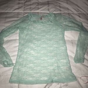 4/$20 MUDD Sheer Lace Top